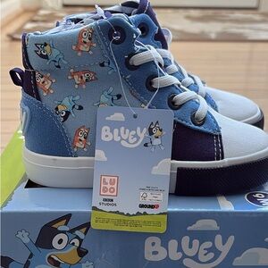 BRAND NEW W/TAGS AND BOX TODDLER BOYS BLUEY HIGH TOP SNEAKERS